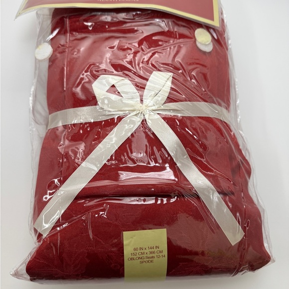 NWT Spode Crimson Dining Set 60 x 144 includes 12 napkins - Picture 2 of 4